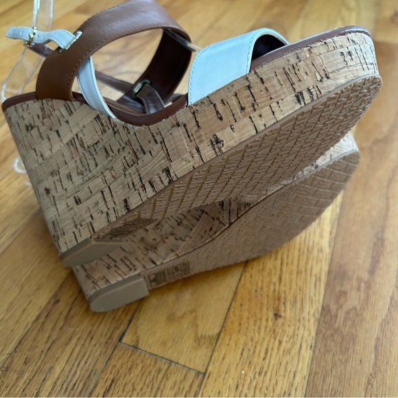 White House Black Market, Brown and White Women's Sandal Espadrilles Size 8 - Picture 4 of 4